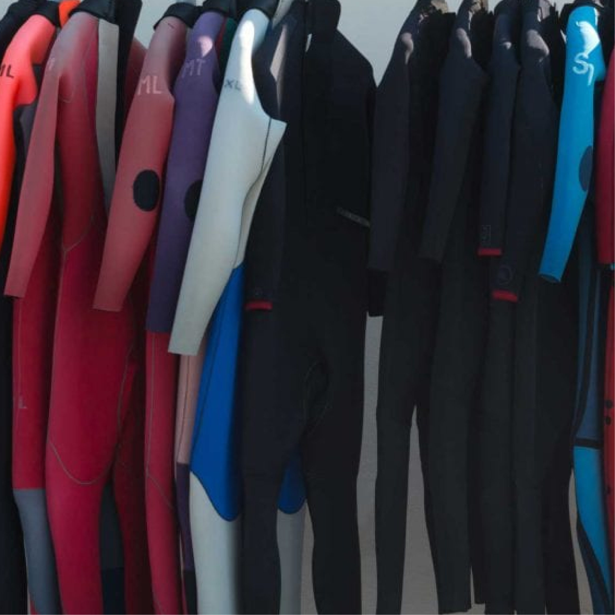 WET SUITS_800X800-01